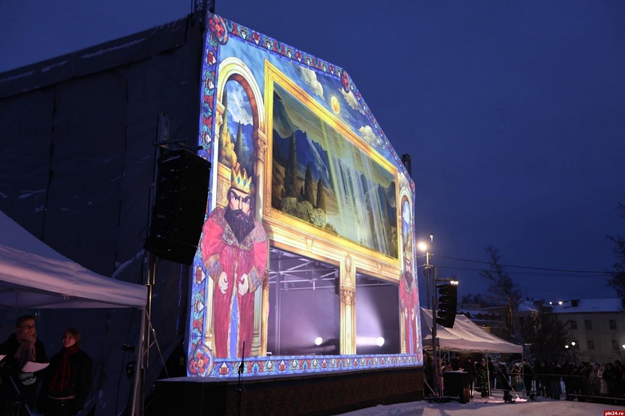 В Пскове идет спектакль «Чудо Рождества» В Пскове идет спектакль «Чудо Рождества»