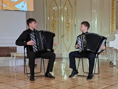 ����� ������� � ���� �������, ������������ ������� ����������� ����� �4 � ����������� ��������� �������������� ����� ���� - ����� � ��������� ��� �������� ����������� �����