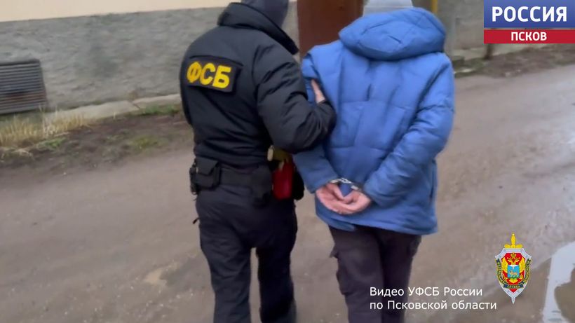 Сотрудники Управления ФСБ России по Псковской области пресекли противоправную деятельность жителя Островского округа