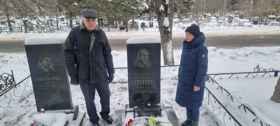 Сегодня ветераны ГТРК "Псков" почтили память телеоператора Валентина Януса, который погиб 31 год назад в Грозном во время служебной командировки