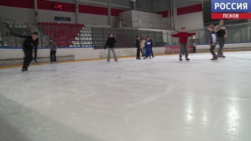 Спортивную тренировку по мужским видам спорта провели для воспитанников двух специальных учебно-воспитательных учреждений Псковской области