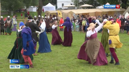 ����� 800 ����� ����������� �������� � �������� ���� �� ��������� � ���������� ���������� �����-�����������