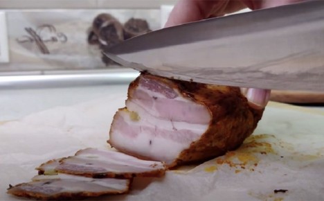 Ароматный секрет сочного мяса из духовки, который вы не знали