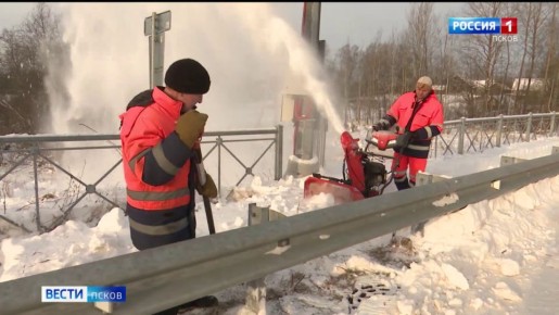 Штраф до 300 тысяч рублей грозит управляющим компаниям многоквартирных домов за ненадлежащую уборку снега во дворах и на крышах