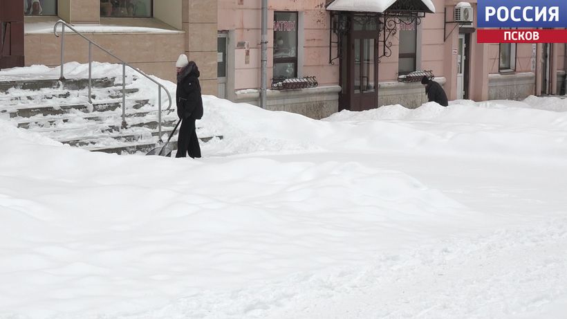В Великих Луках установлен исторический рекорд по высоте снежного покрова В Великих Луках установлен исторический рекорд по высоте снежного покрова