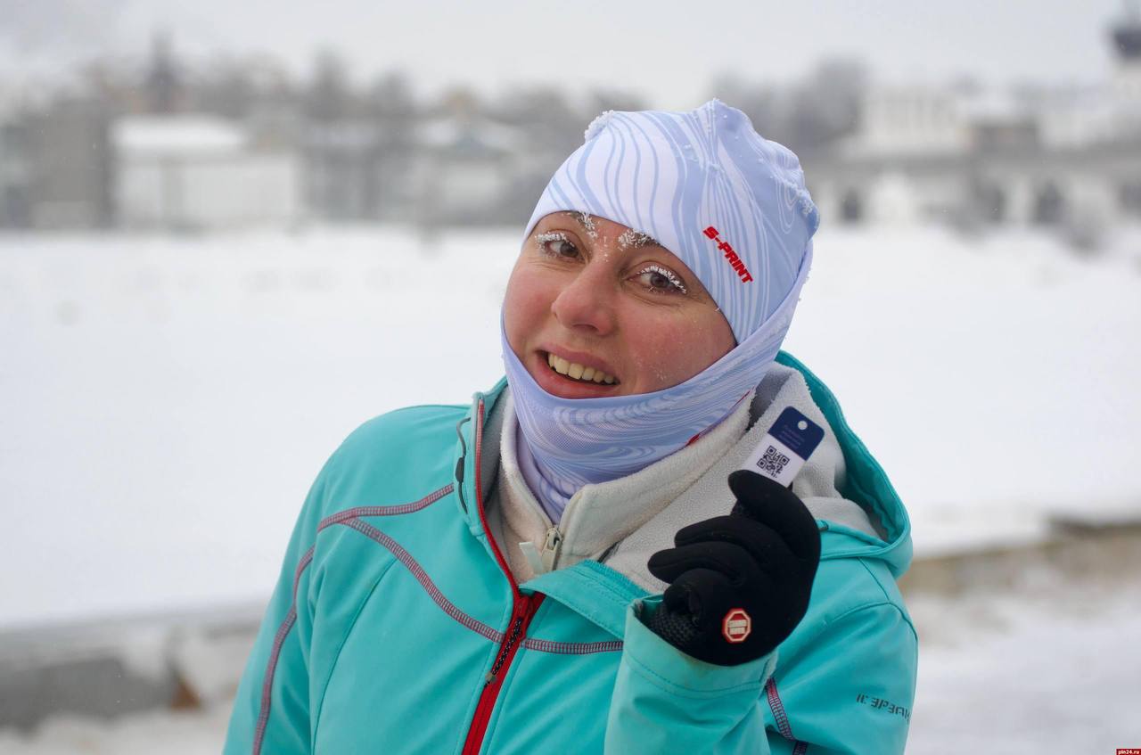 Более 1,5 тысяч пельменей слепили волонтёры для забега на 5 вёрст в Пскове Более 1,5 тысяч пельменей слепили волонтёры для забега на 5 вёрст в Пскове