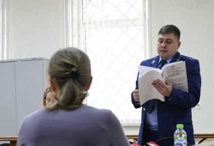 Мера пресечения в виде домашнего ареста для бывшего ректора Псковского государственного университета Натальи Ильиной продлена до 29 марта