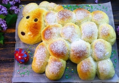 Удивительный пасхальный пирог в виде овечки