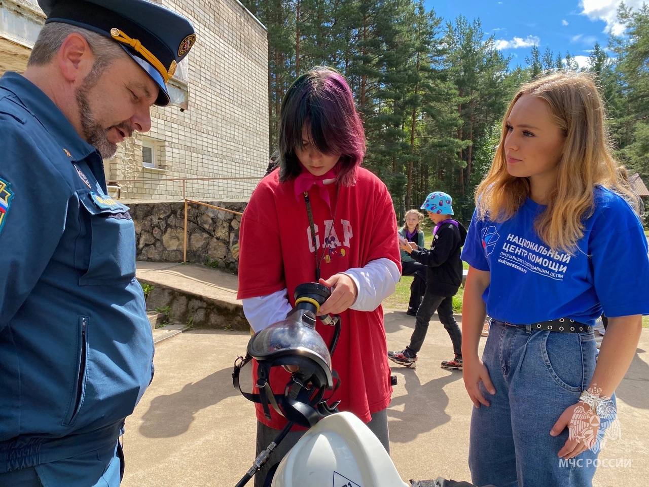 Вместе за безопасность. Ведомство поддерживает волонтерские и добровольческие объединения Вместе за безопасность. Ведомство поддерживает волонтерские и добровольческие объединения
