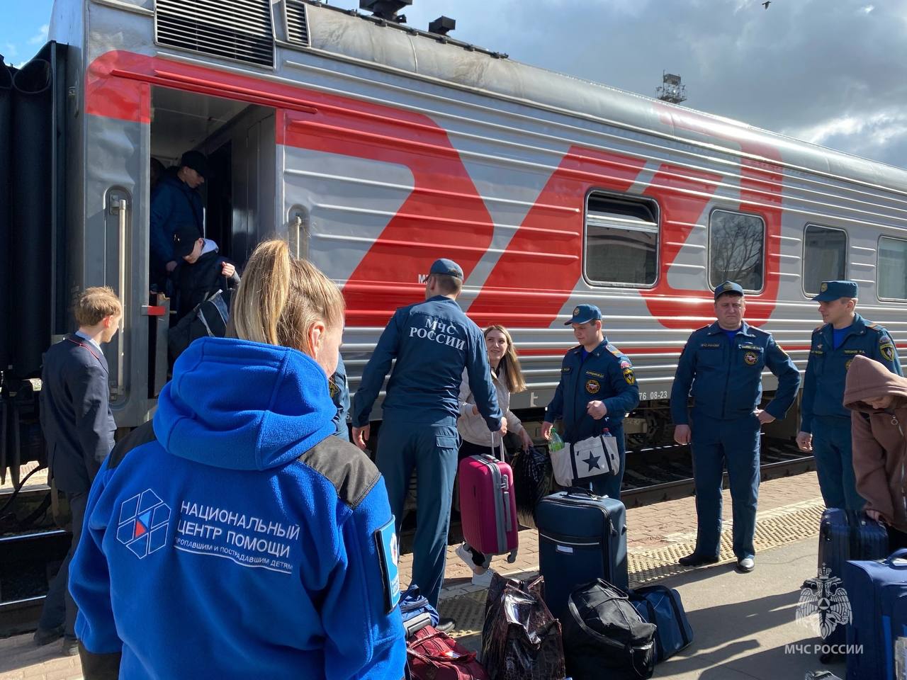 Вместе за безопасность. Ведомство поддерживает волонтерские и добровольческие объединения