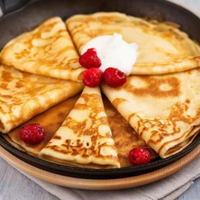 Масленица в 2026 году выпадет на период длинных выходных.Гуляния пройдут с 16 по 22 февраля, охватывая всю неделю с понедельника по воскресенье