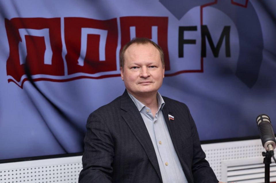 ����� ����� � � �������������������: