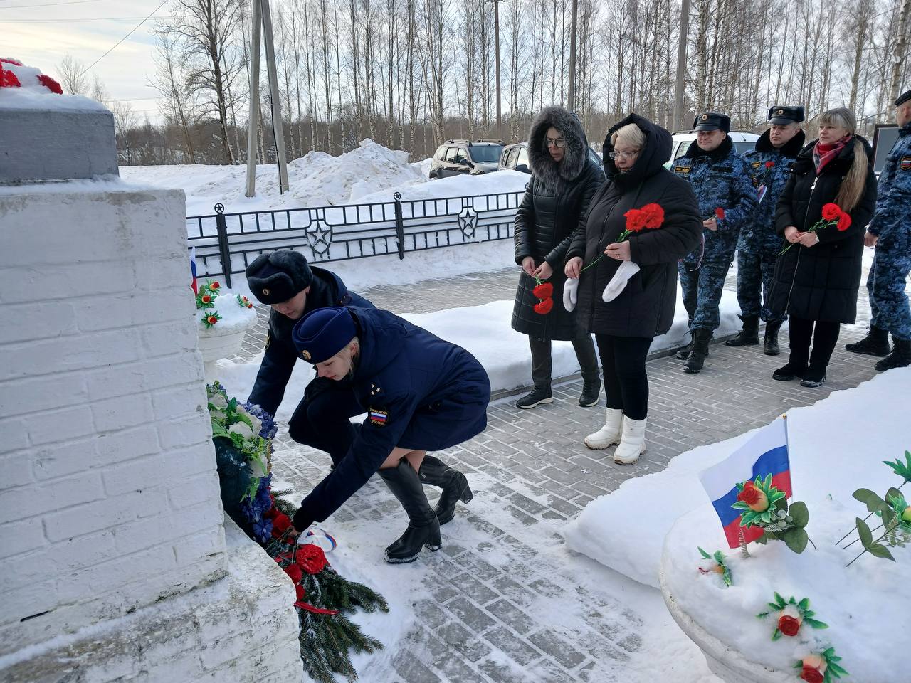 Работники прокуратуры почтили память павших защитников Отечества