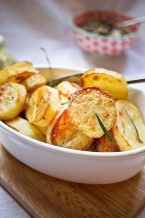 Как приготовить идеальный запечённый картофель с розмарином