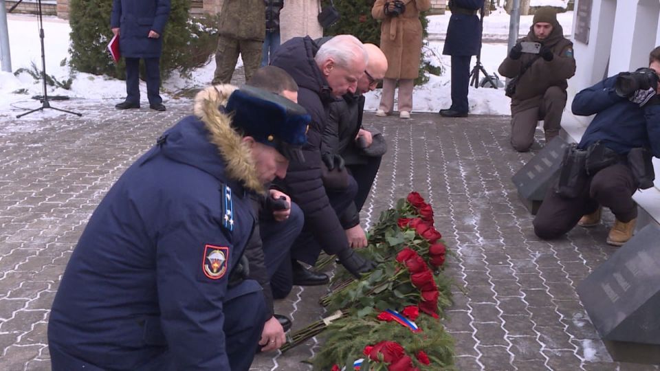 �������� ������ � ������ � ��������� ����������� ������ ������� � ����������