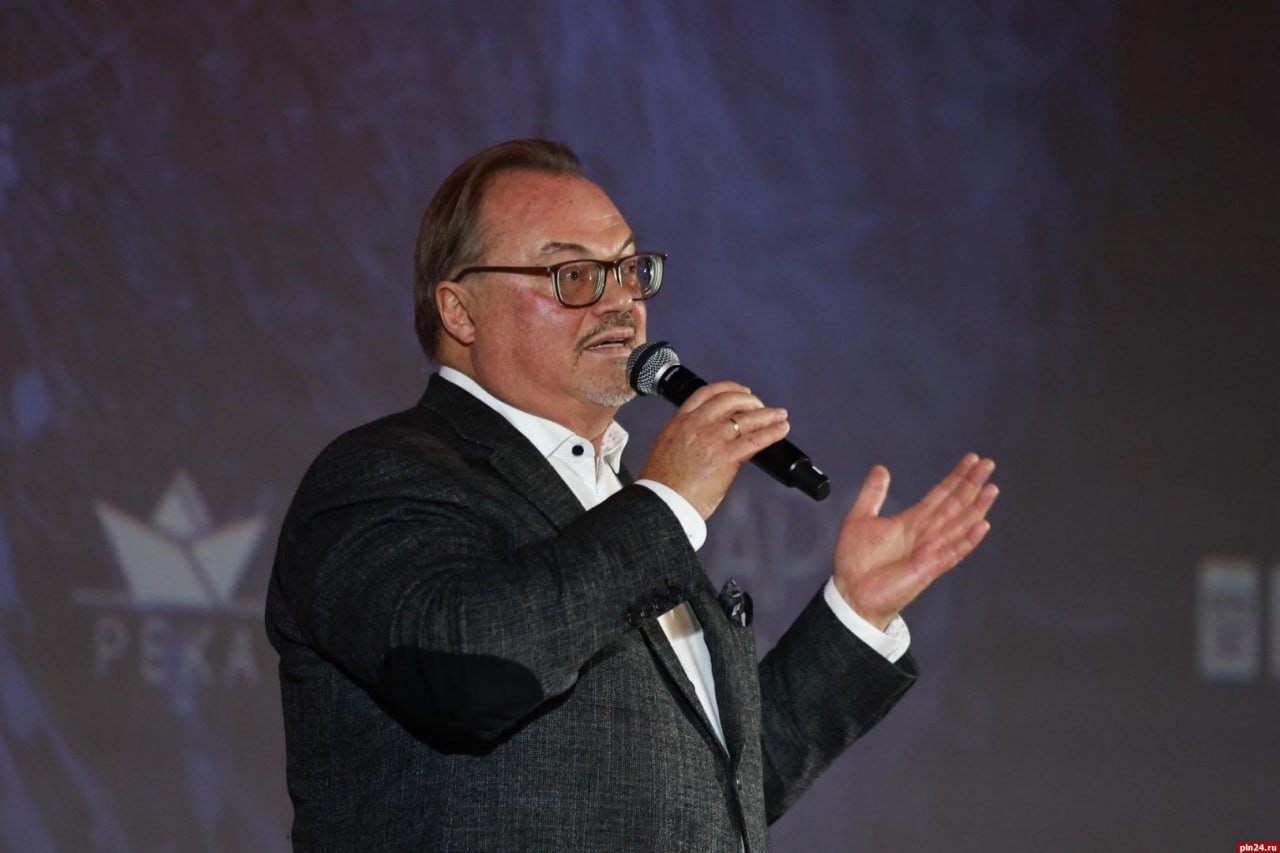 Повторил подвиг Ивана Сусанина в 83 года: в Пскове проходит предпоказ фильма «Семь верст до рассвета» Повторил подвиг Ивана Сусанина в 83 года: в Пскове проходит предпоказ фильма «Семь верст до рассвета»