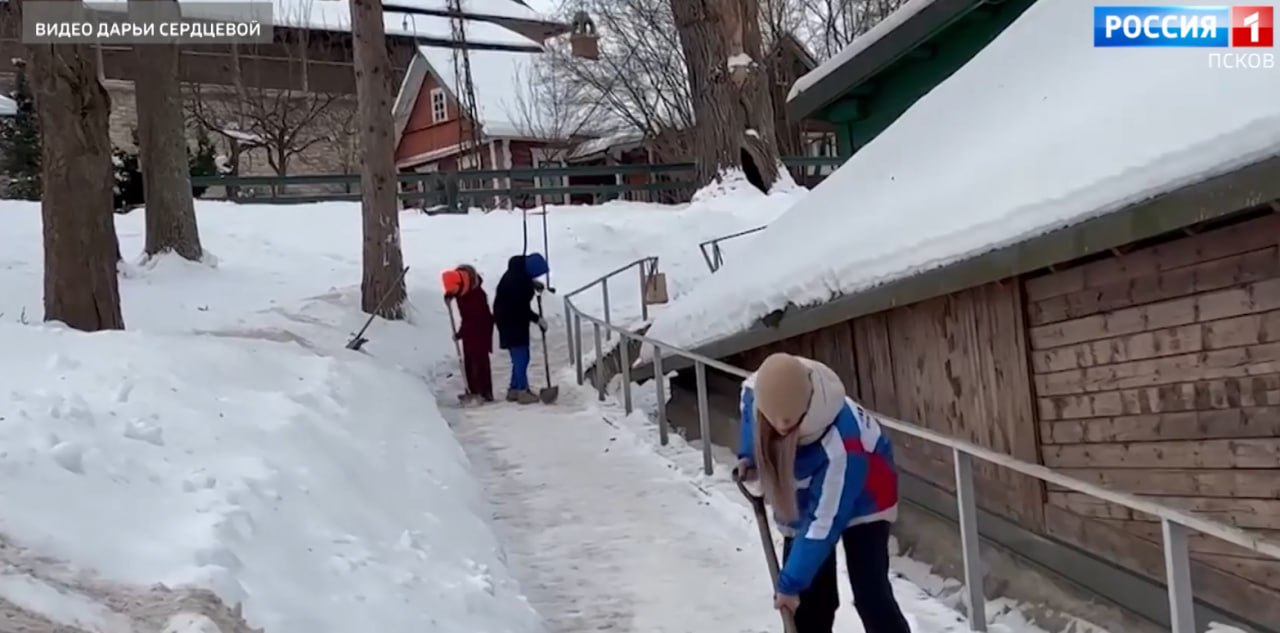 Студенческим отрядам Псковской области исполнилось 60 лет Студенческим отрядам Псковской области исполнилось 60 лет