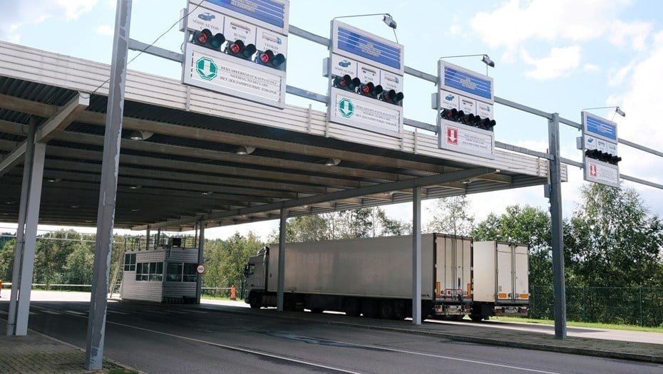 � ������������ ���, 24 �������, ������������� ������� ������ ����� ����������� �� ������ ������������� ����������� ������� "�������" � "�������", ������������� �� ������� � �������