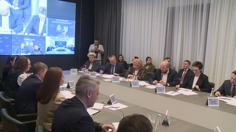 ����� 900 ��������� ����������� ����������� �������� � ��������� ������� � ������ ���� �������� ������� ������