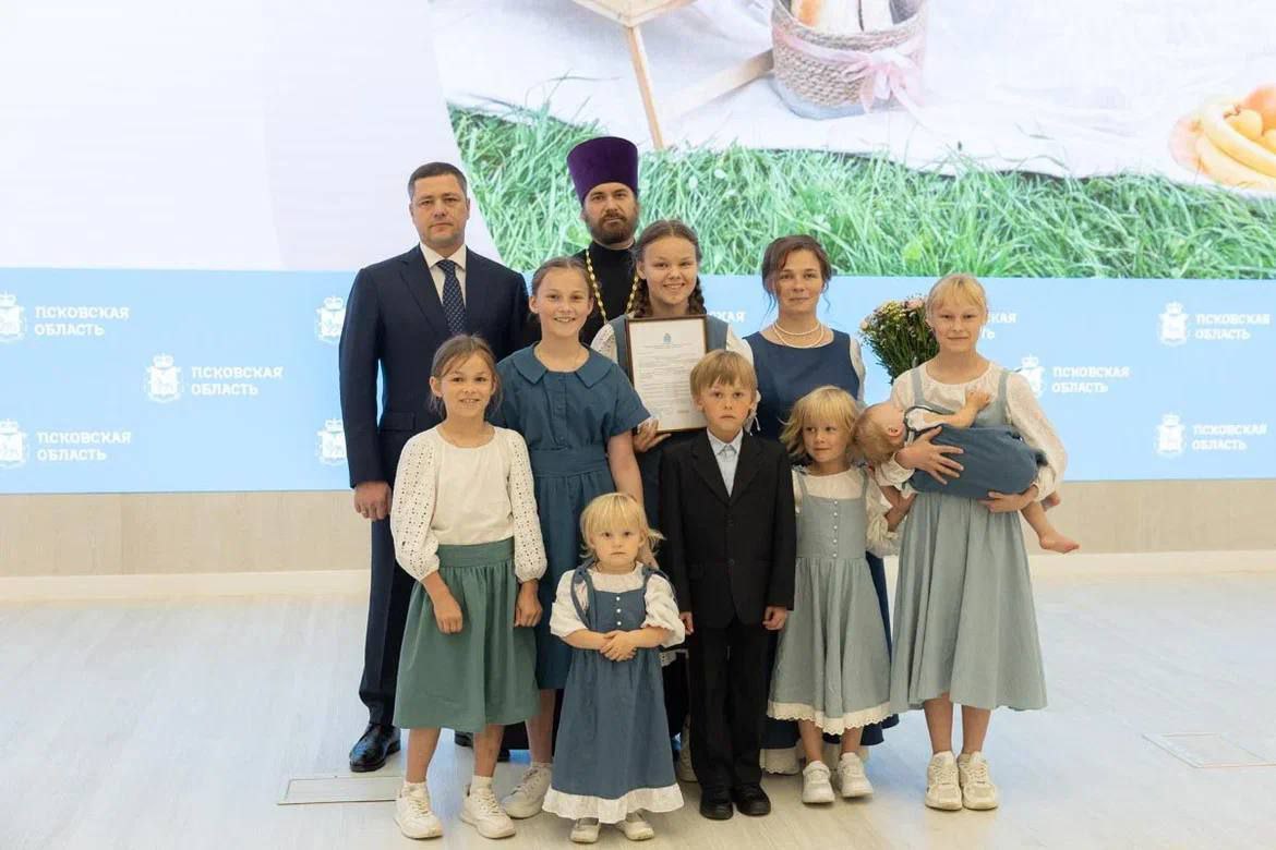 Сергей Колясников: Еще один пример здравой поддержки многодетных семей Сергей Колясников: Еще один пример здравой поддержки многодетных семей