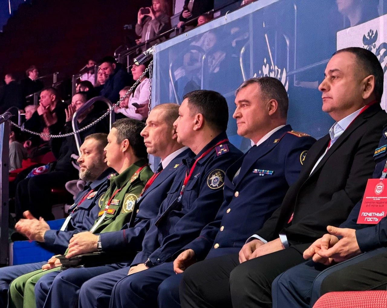 В Санкт-Петербурге представители Следственного комитета России приняли участие в открытии Всероссийских соревнований по самбо, посвященных памяти героев-десантников В Санкт-Петербурге представители Следственного комитета России приняли участие в открытии Всероссийских соревнований по самбо, посвященных памяти героев-десантников