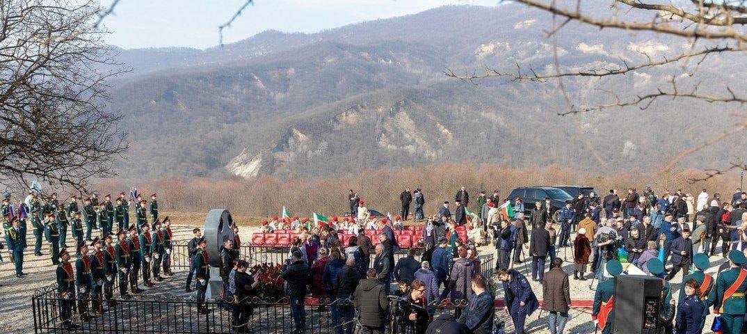 Александр Коц: ВЕЧЕРНИЙ ЗВОН:. герои уходящего дня Александр Коц: ВЕЧЕРНИЙ ЗВОН:. герои уходящего дня