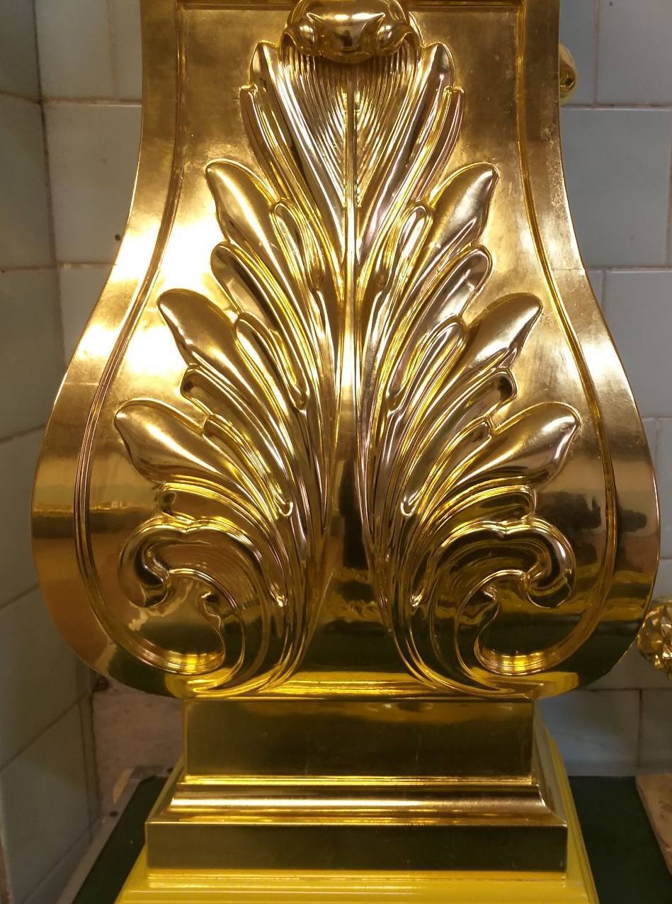 В Печорах приступили к установке отреставрированного иконостаса В Печорах приступили к установке отреставрированного иконостаса