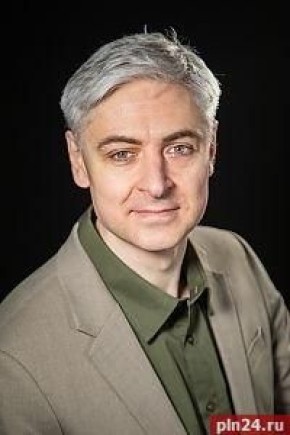 Худрук сменился в Великолукском драматическом театре