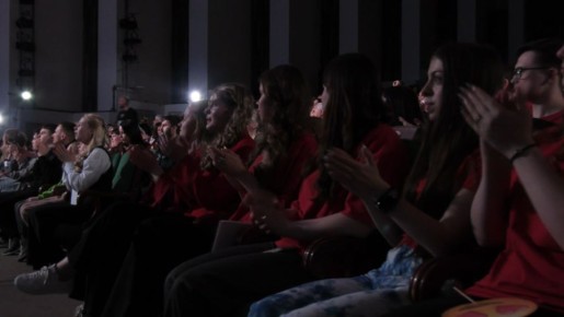 Отец против дочери, а муж против жены