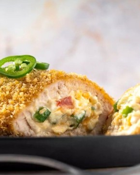 Куриные котлеты с беконом и сыром