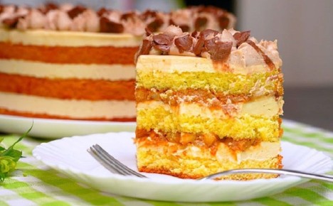 Яблочный торт «Ева»: Нежный десерт, который станет звездой вашего стола