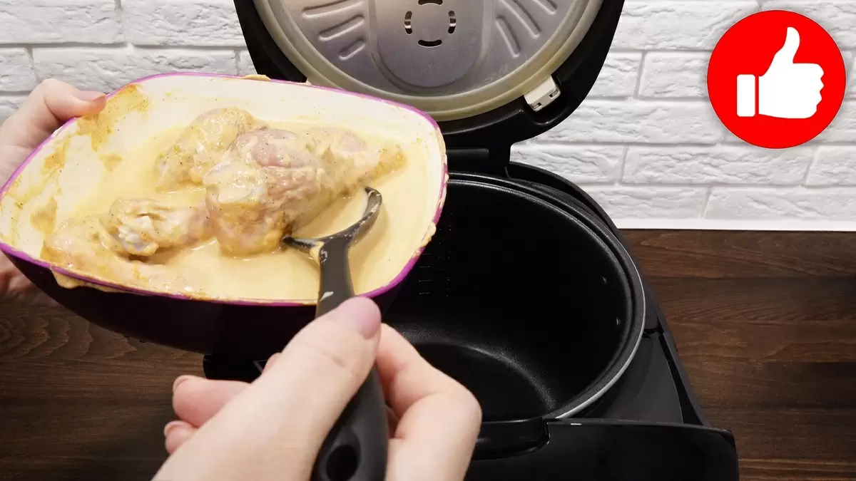 Вкусные куриные ножки в томатно-сметанном соусе