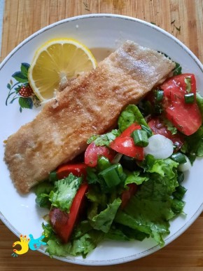 Камбала на сковороде: новый взгляд на классический рецепт с использованием пергамента