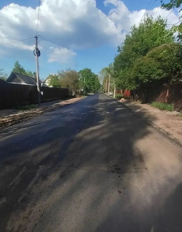 Елкин Борис: Работы по восстановлению изношенных слоев асфальта в нашем городе продолжаются полным ходом Елкин Борис: Работы по восстановлению изношенных слоев асфальта в нашем городе продолжаются полным ходом