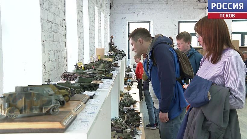 Псковские моделисты завоевали три призовых места на выставке "Защитники Отечества" в Нижнем Новгороде Псковские моделисты завоевали три призовых места на выставке "Защитники Отечества" в Нижнем Новгороде