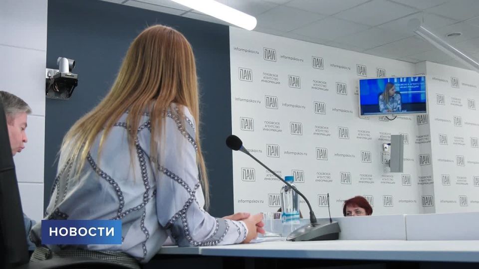 Что такое семейная выплата и чем она отличается от уже существующих? Кто из работающих родителей сможет претендовать на неё? Может ли имущество стать препятствием для назначения такой выплаты? Об этом и не только говорили на...