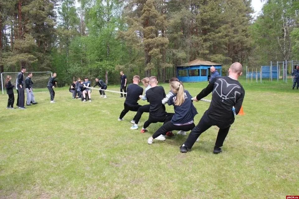 Спортивные соревнования прошли в Псковском филиале университета ФСИН Спортивные соревнования прошли в Псковском филиале университета ФСИН