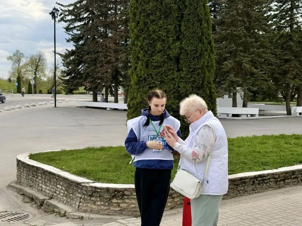 Михаил Ведерников: Белее 800 волонтёров задействованы в организации и проведении голосования за объекты благоустройства в рамках федерального проекта «Формирование комфортной городской среды» президентского нацпроекта... Михаил Ведерников: Белее 800 волонтёров задействованы в организации и проведении голосования за объекты благоустройства в рамках федерального проекта «Формирование комфортной городской среды» президентского нацпроекта...