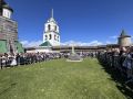 Елкин Борис: Сотни 11-классников сегодня празднуют окончание школы