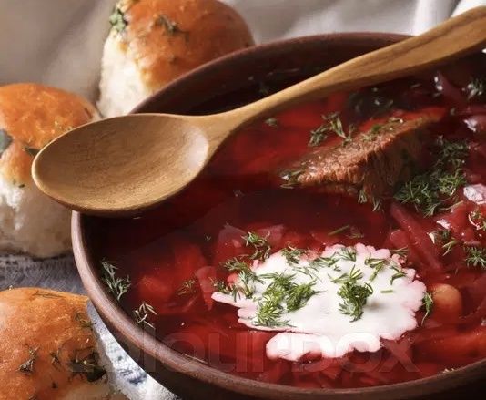 Идеальные сочетания для вкусного борща: что подать и как удивить гостей?