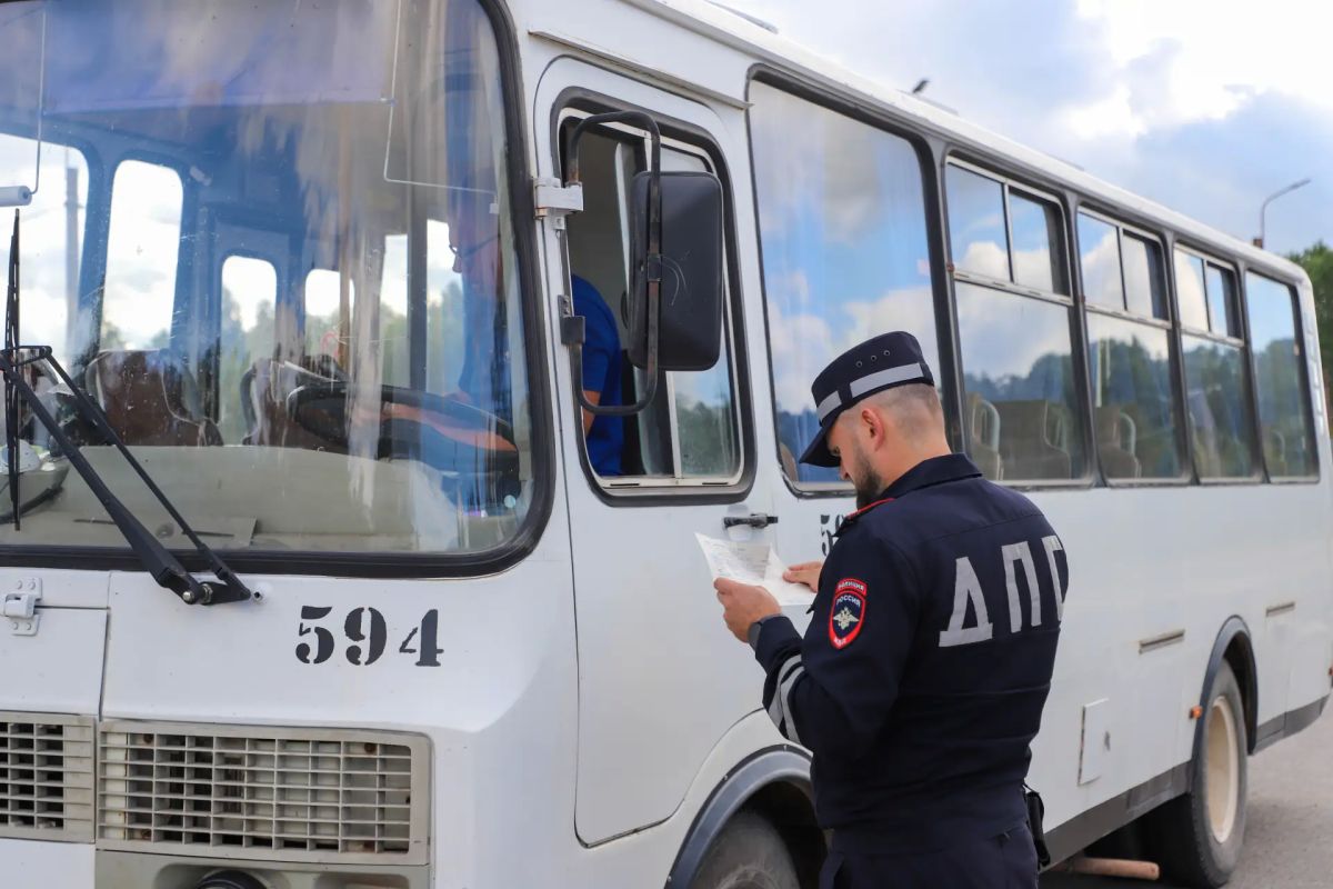 Рейд на Псковщине: проверили больше тысячи машин, поймали пьяных водителей и нарушителей с детьми Рейд на Псковщине: проверили больше тысячи машин, поймали пьяных водителей и нарушителей с детьми