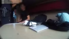 В Якутии задержан агрессивный пассажир поезда, сорвавший стоп-кран и оказавший сопротивление сотрудникам транспортной полиции