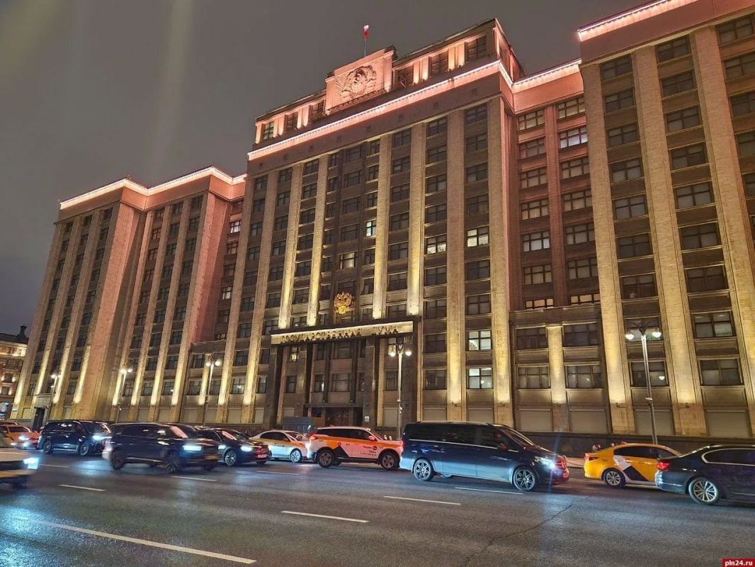 Госдума приняла закон о запрете выдавать гражданство иностранцам с судимостью