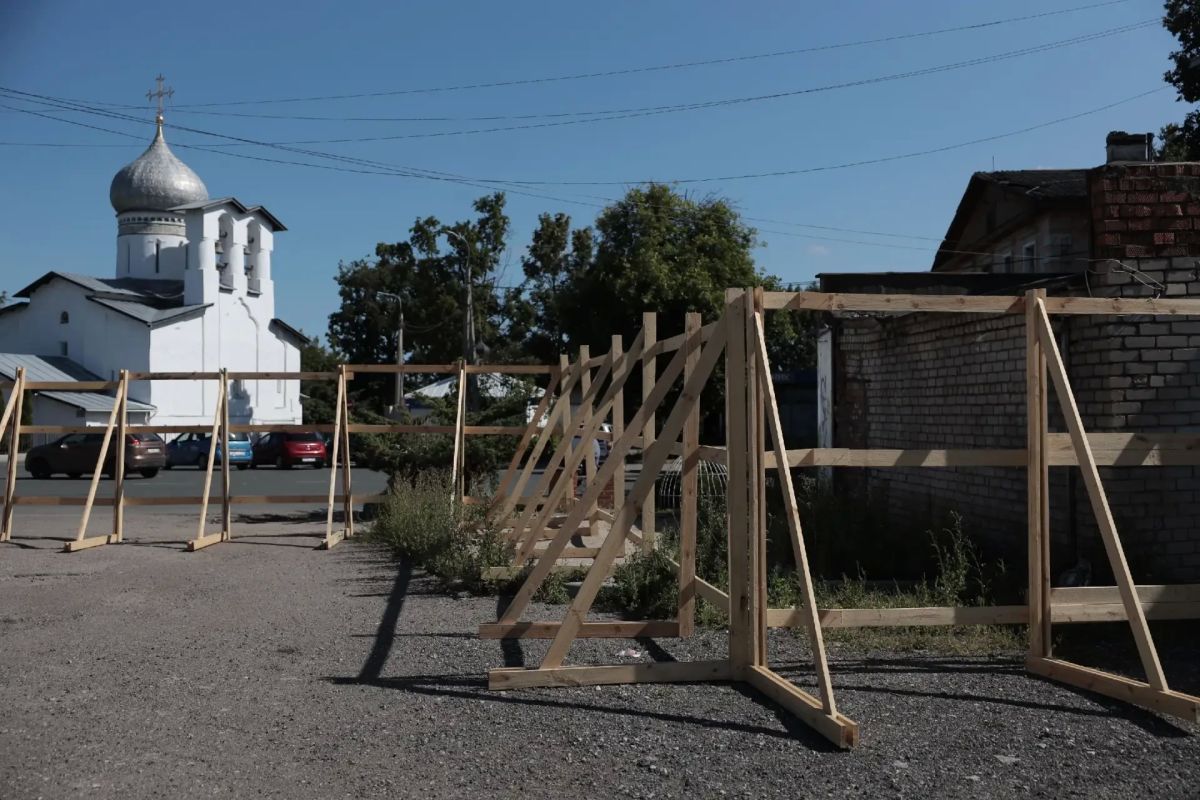 Носик водолея и тайны старого рынка: что нашли археологи на месте старого рынка в Пскове Носик водолея и тайны старого рынка: что нашли археологи на месте старого рынка в Пскове