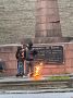 В Пскове выявили подростков, которые плевали в Вечный огонь