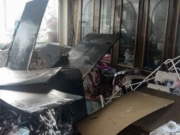 Следователи проводят проверку из-за гибели женщины при пожаре в Пскове Следователи проводят проверку из-за гибели женщины при пожаре в Пскове