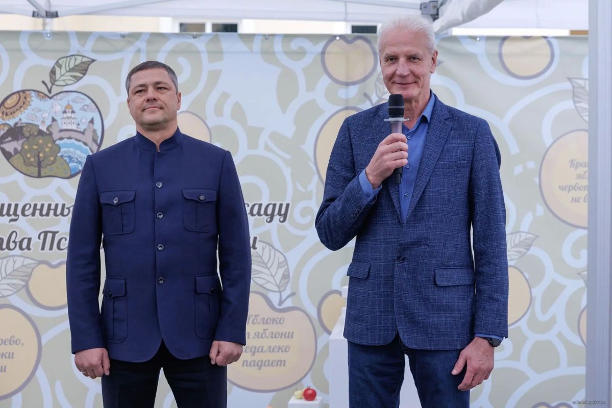 Александр Котов: Депутатам Заксобрания крайне важно, что губернатор всегда нацелен на конструктивное взаимодействие Александр Котов: Депутатам Заксобрания крайне важно, что губернатор всегда нацелен на конструктивное взаимодействие