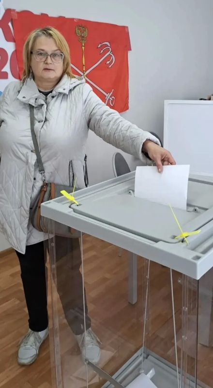 На экстерриториальных избирательных участках, открытых на территории Псковской области, проходит голосование избирателей на выборах депутатов Законодательного Собрания Санкт-Петербурга восьмого созыва На экстерриториальных избирательных участках, открытых на территории Псковской области, проходит голосование избирателей на выборах депутатов Законодательного Собрания Санкт-Петербурга восьмого созыва