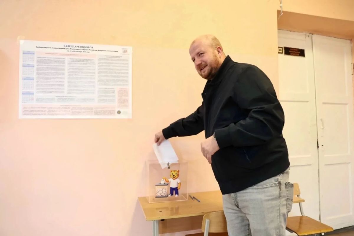 Глава Пскова отдал свой голос на выборах Глава Пскова отдал свой голос на выборах