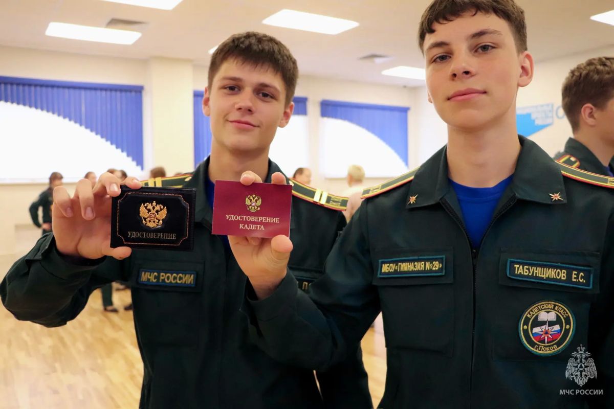 Гордость и ответственность: посвящение в кадеты Гордость и ответственность: посвящение в кадеты